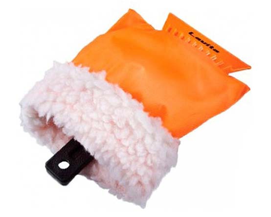 Скребок для снігу Fiskars Solid