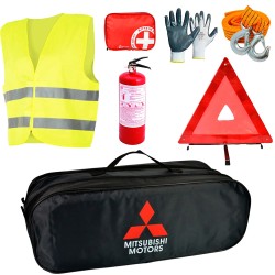 Сумка-набір автомобіліста Poputchik Mitsubishi джип, чорна, 2 відділи (01-070-Д)