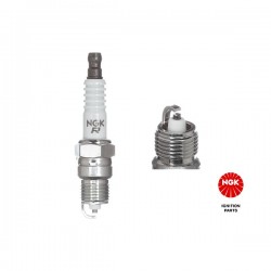 Свічка запалювання нікелева NGK 6630 UR4