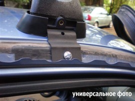 Десна-Авто Багажник в штатні місця для Hyundai i30 GD '13-16 наскрізний (Десна-Авто)