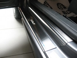 Накладки на пороги для Volkswagen Golf VI 2009-2012 3D (Premium)