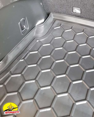 Килимок в багажник для Nissan X-Trail (T32) '14-16 гумо-пластиковий (AVTO-Gumm)