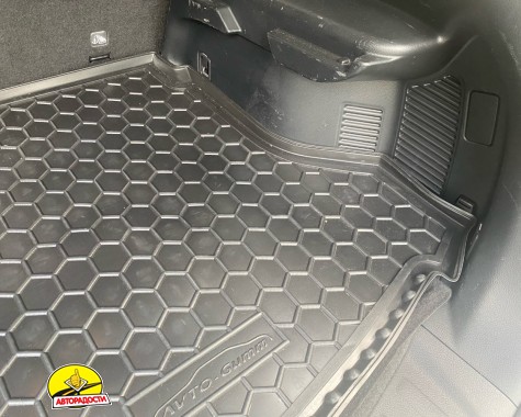 Килимок в багажник для Nissan X-Trail (T32) '14-16 гумо-пластиковий (AVTO-Gumm)