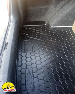 ������� � �������� ��� Skoda Octavia '97-09 ������ ����-����������� (AVTO-Gumm)