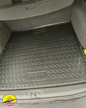 ������� � �������� ��� Skoda Octavia '97-09 ���������, ����-����������� (AVTO-Gumm)