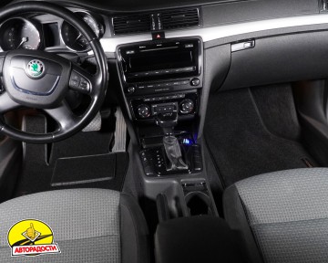 ������� � ����� ��� Skoda Superb '09-14 ����������, ����� (��������)
