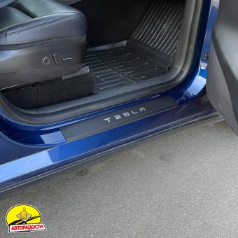 �������� �� ������ ������ ��� Tesla Model Y '20- (Premium + k)