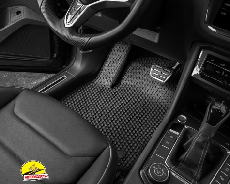 Гумові килими Audi Q5 (8R) '08-17 (з лентяйкою) коричневі (NeoGum)