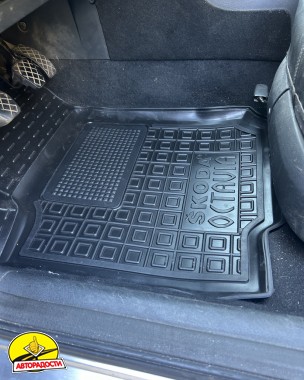 ������� � ����� ��� Skoda Octavia '97-09 �����, ����� (AVTO-Gumm)