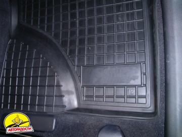     Toyota Avensis '08- ,  (AVTO-Gumm)
